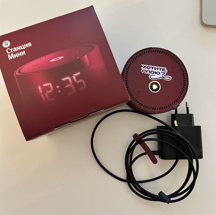 Умная колонка Яндекс Станция (Алиса), отличное состояние