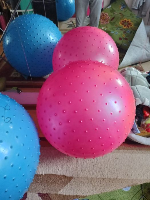 Мячи фитбол с пупырками