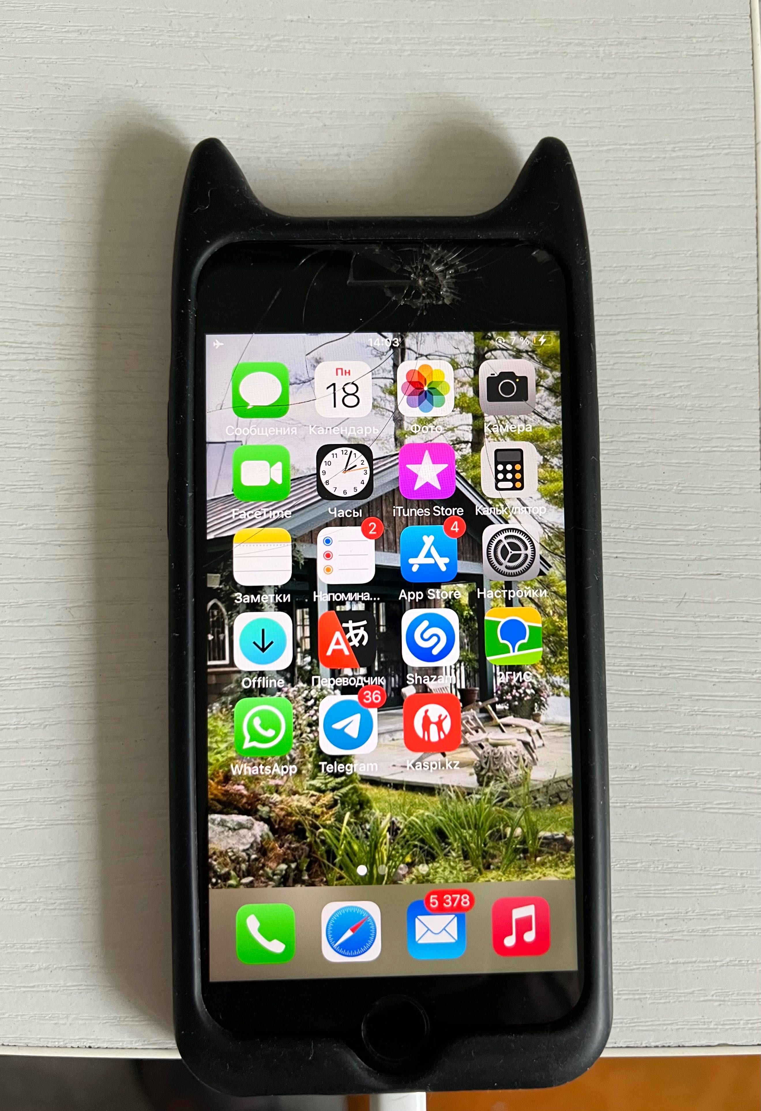 iPhone 8 айфон 64гб