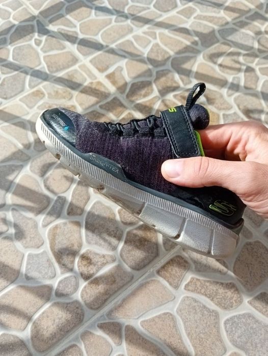 Pantofi sport adidasi copii Skechers 27.5 baieti interior masurat 17cm