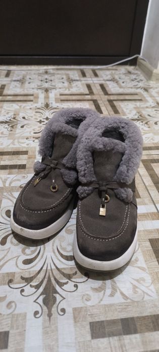 Продам зимнюю обувь 37 размер