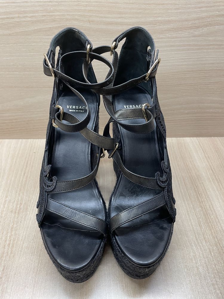 Оригинални платформи Versace 36