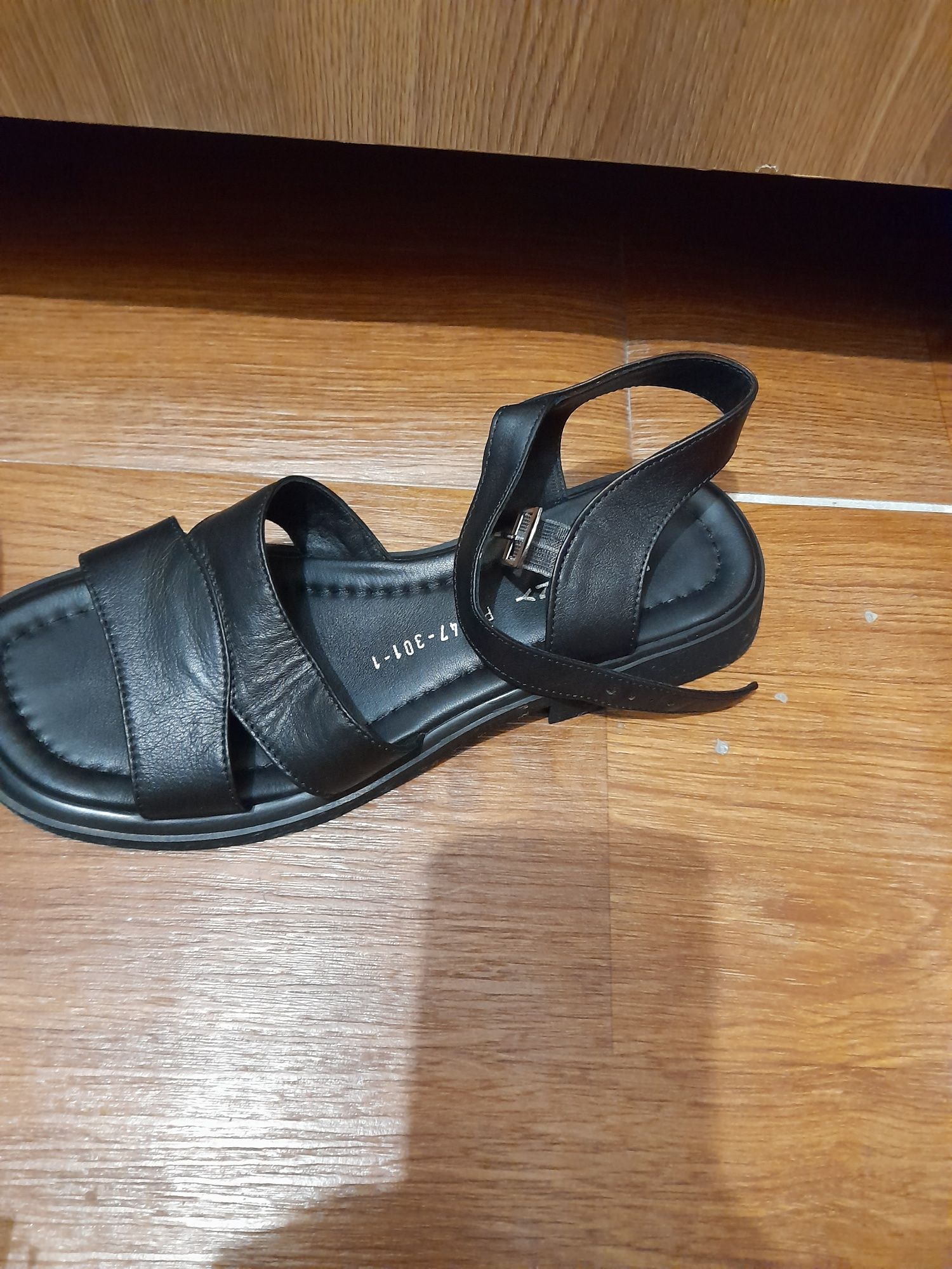 Продам обувь,  39 размер