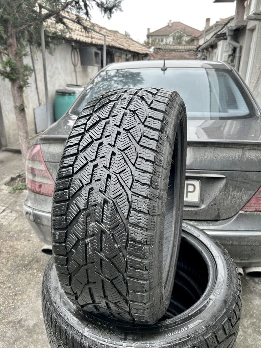 Зимни гуми Kormoran 245/45/18