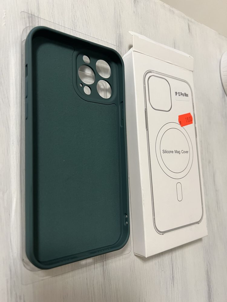 Силиконов кейс за iPhone 13 Pro Max Army Green