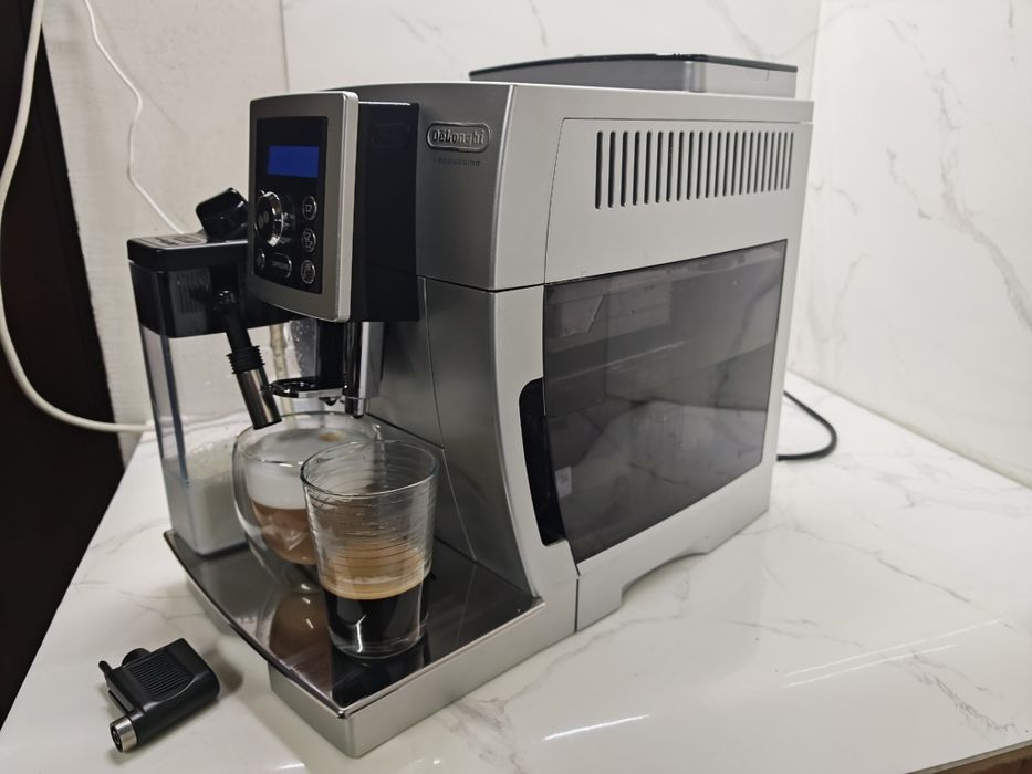 Espressor / Expresor / Aparat de cafea DeLonghi Cappuccino