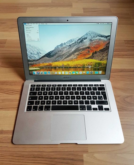 Laptop Apple Macbook Air 13", i5 - 1.80 Ghz, 8 GB RAM, SSD 256 GB