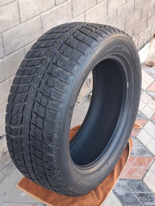 Комплект зимних шин