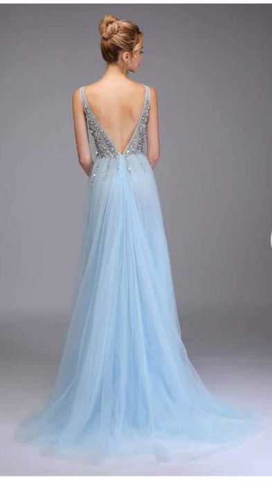 Синя бална рокля