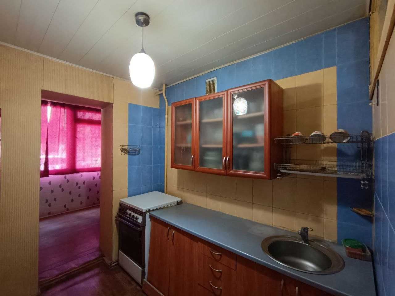 Бий буюк ипак йули 3/1/4 кирпич 91м²