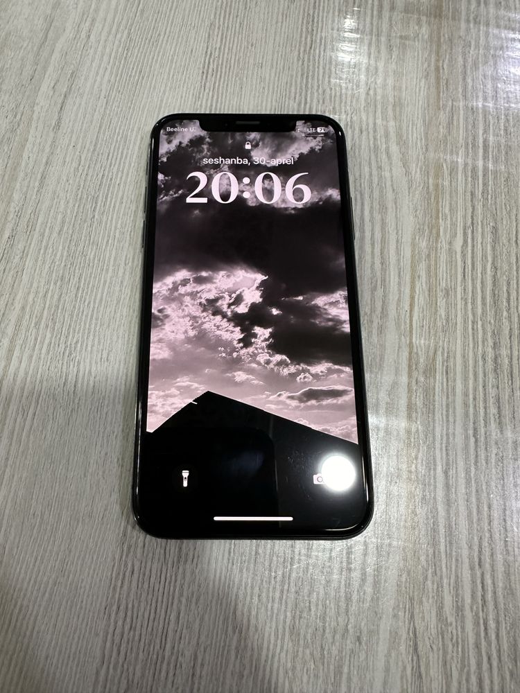 iphone xs sotiladi idial 256