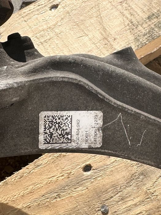 Десен шенкел AUDI A6 A7 C7 4G 4G0404242 8K0407258G