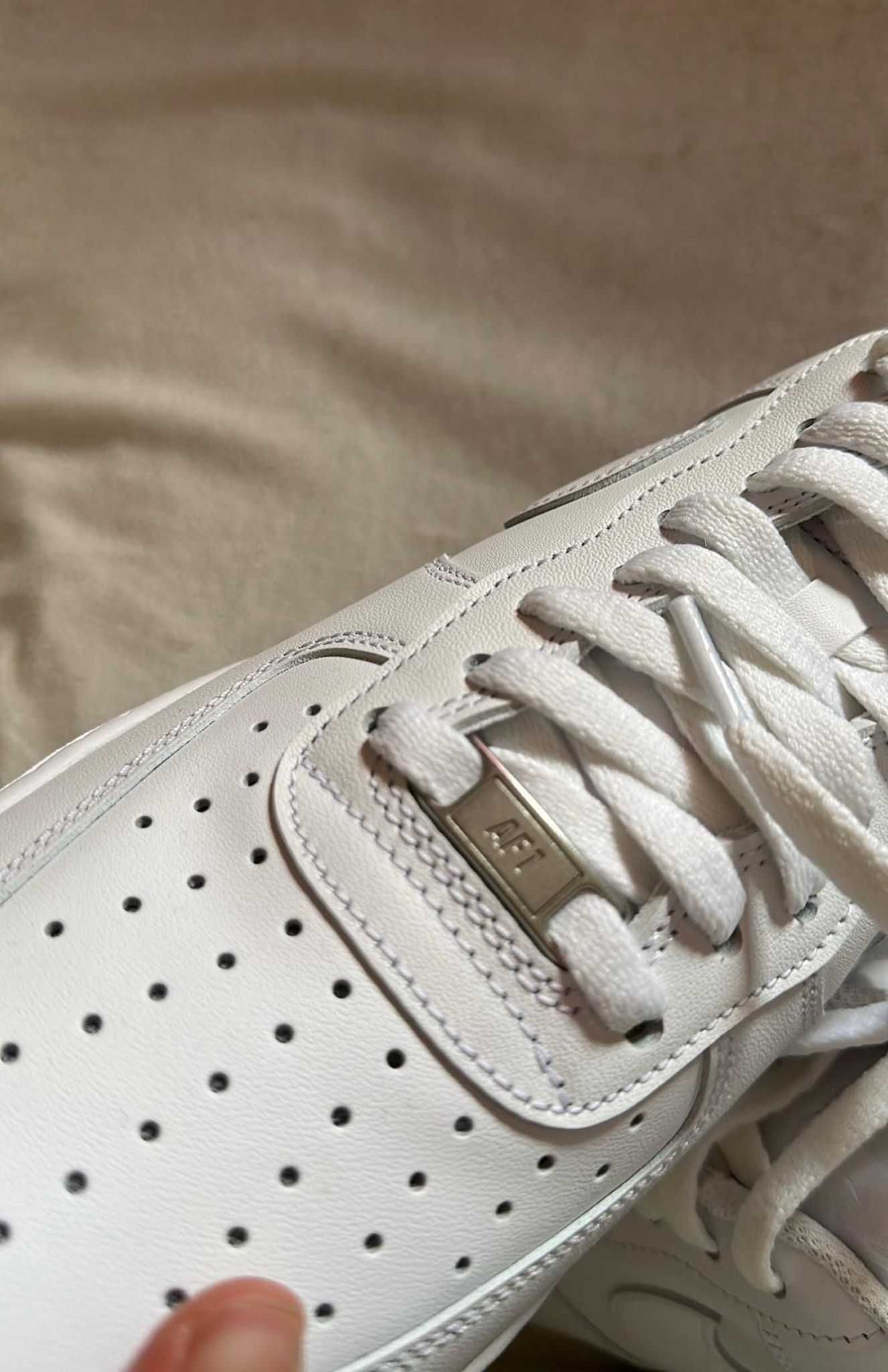 Nike Air Force 1 white