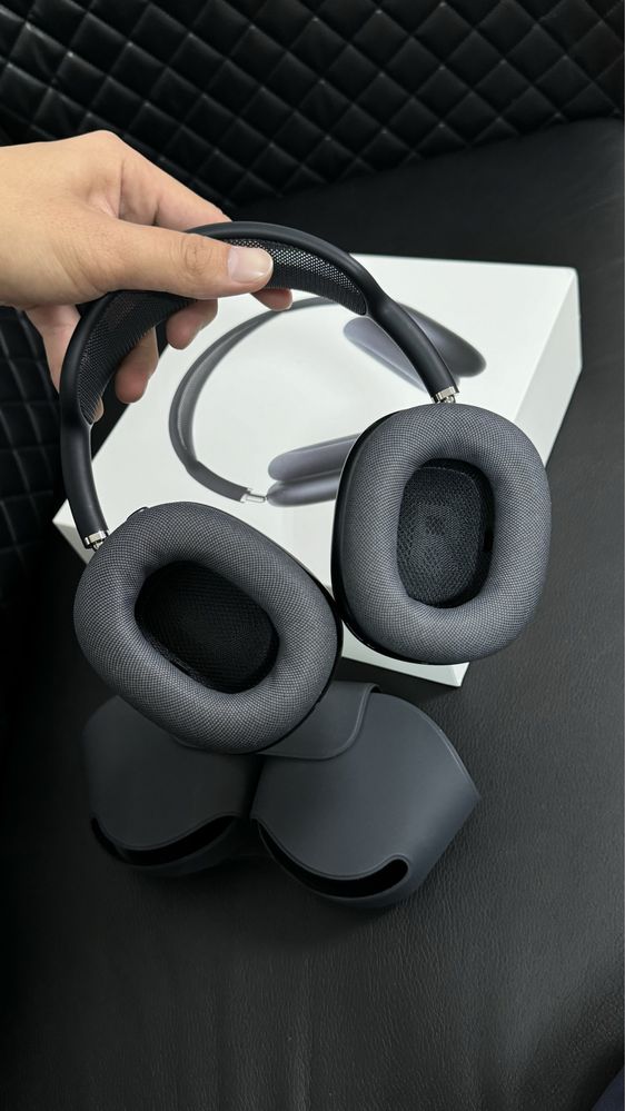 AirPods Max 2 почти новый