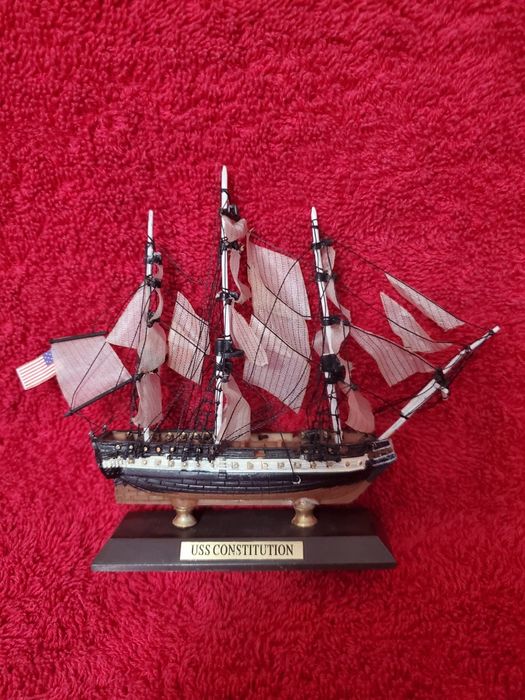 Vaporașe decorative,bibelouri