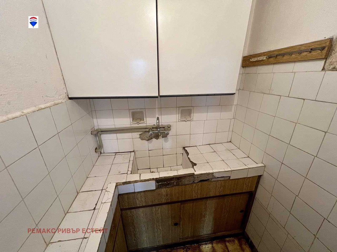 Продава се Двустаен апартамент в Русе, Здравец - 73 кв.м за 753 €/кв.м - Снимка #6