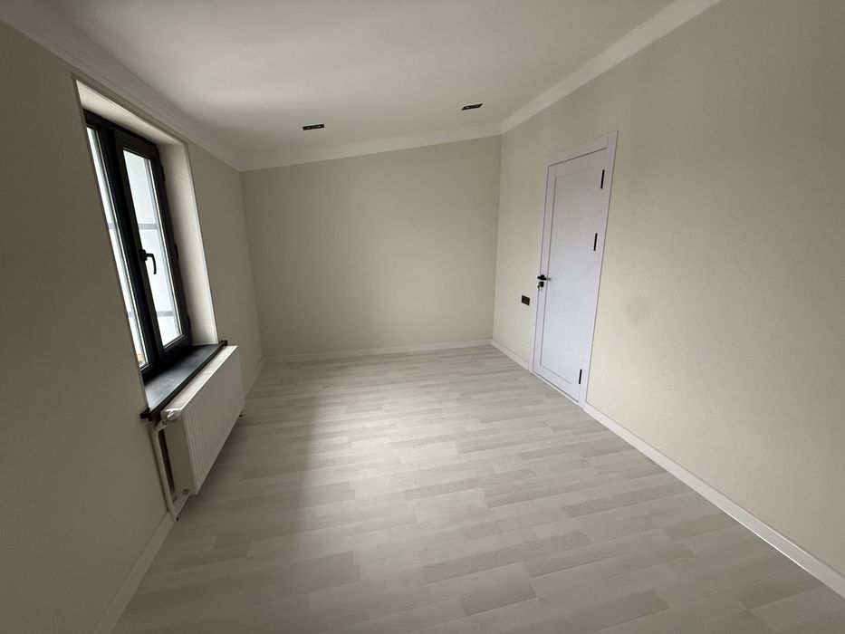 Продаеться коттедж Бектемирский район Ийк Ота 5 комнат 2 сан узла