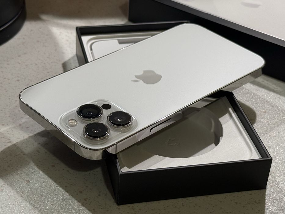 iPhone 13 Pro Max 256GB Silver (бял) – Перфектен 100% Батерия!