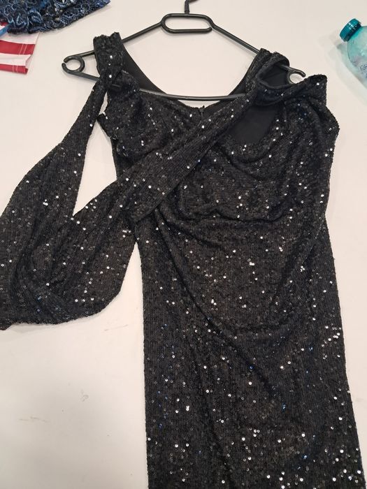 Rochie cu paiete neagra