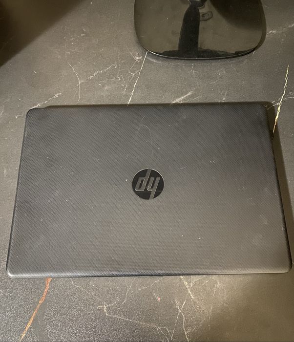 Hp core i3-8130U 2.2GHZ kompyuter noutbuk sotilaadi