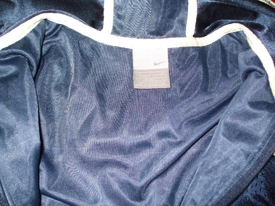 bluza sport Nike mar.6 ani