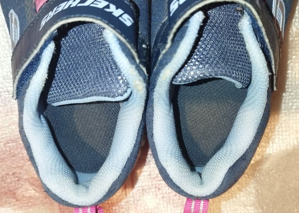 Детски спортни обувки SKECHERS