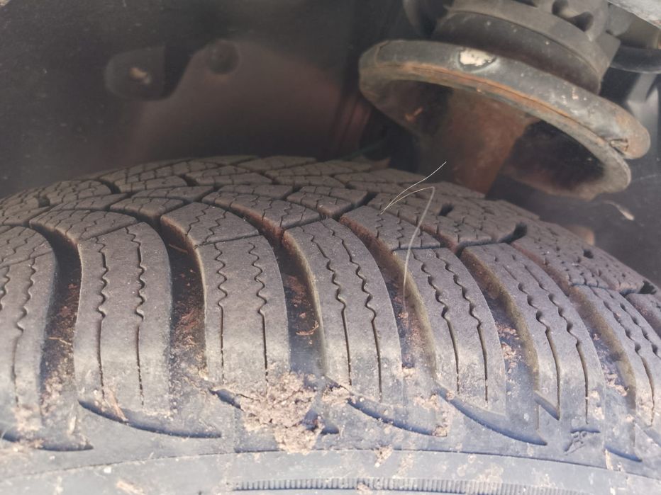 Vând Renault din 2003