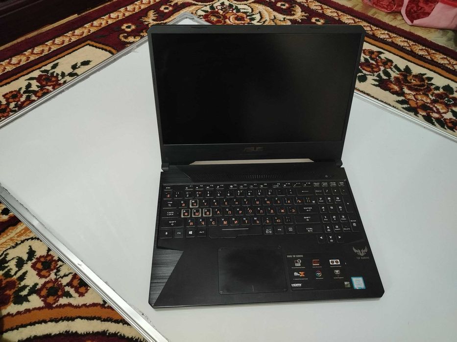 Asus noutbuk sotiladi.  ASUS TUF GAMING игровой ноутбук продаётся.