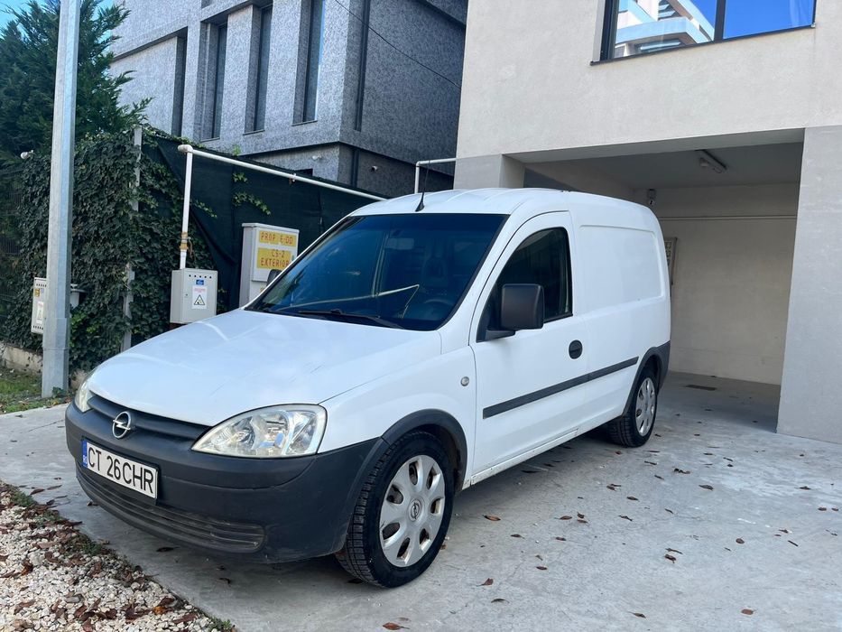 Urgent vând Opel combo 1.3 TDI / 2009