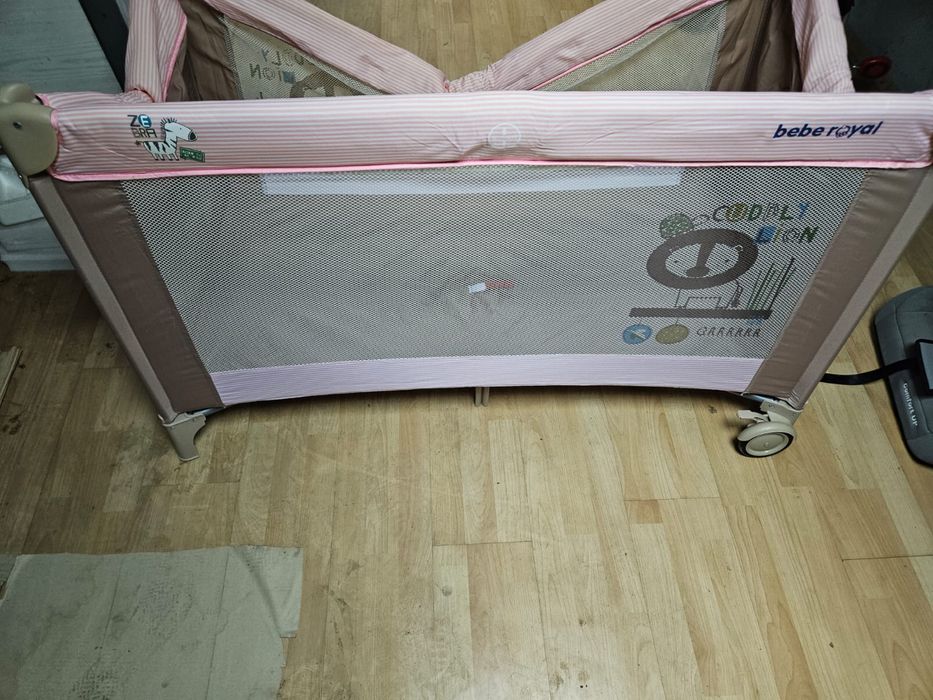 Patut pliabil si tarc de joaca