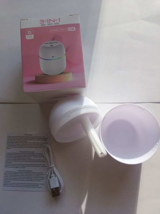 Нов овлажнител в бяло