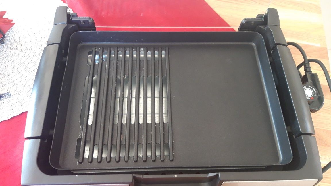 Grill Klarstein negru