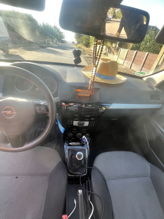 Opel astra h 2010 1,7 D