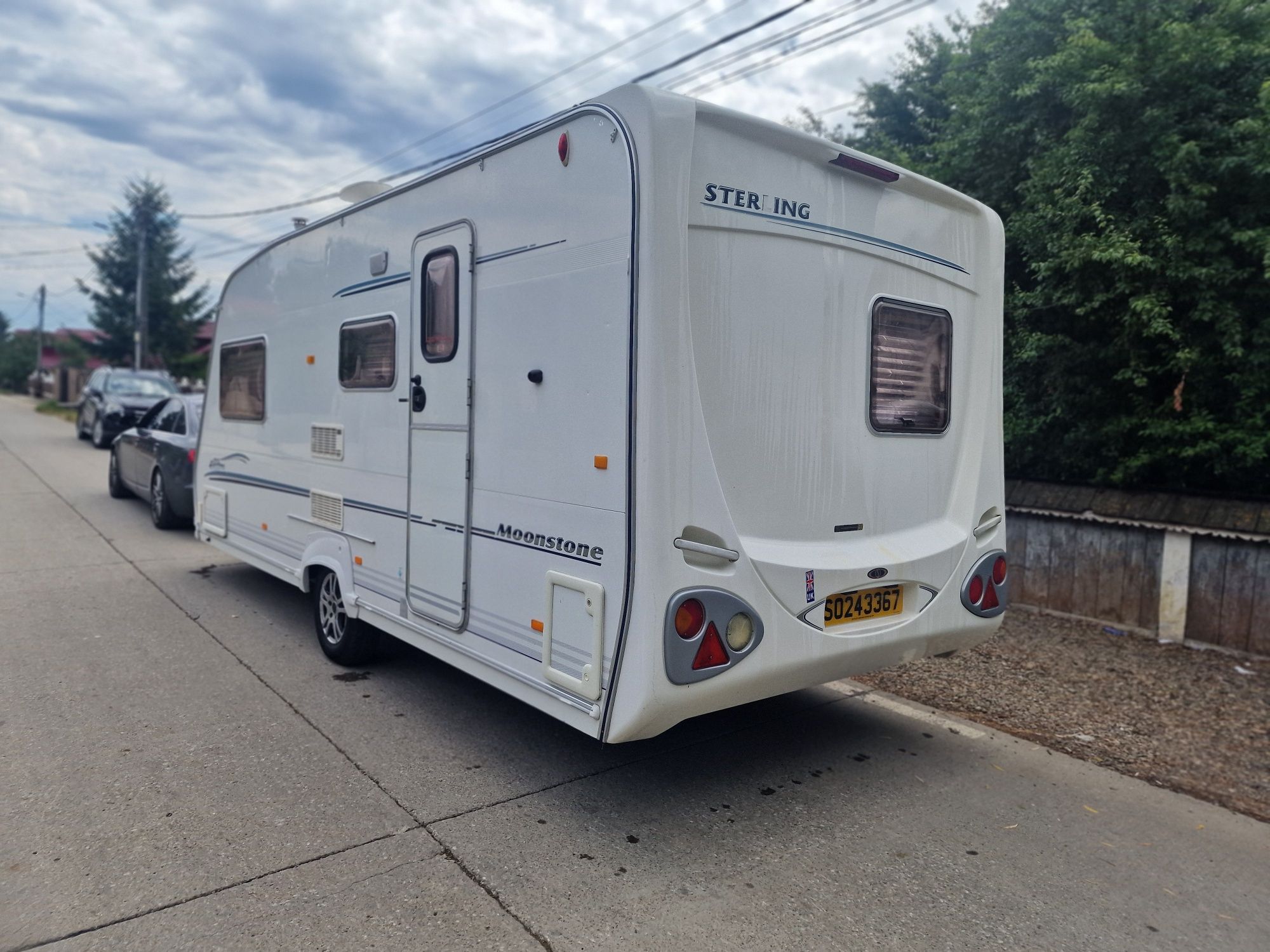 Rulota caravana sterling eccles