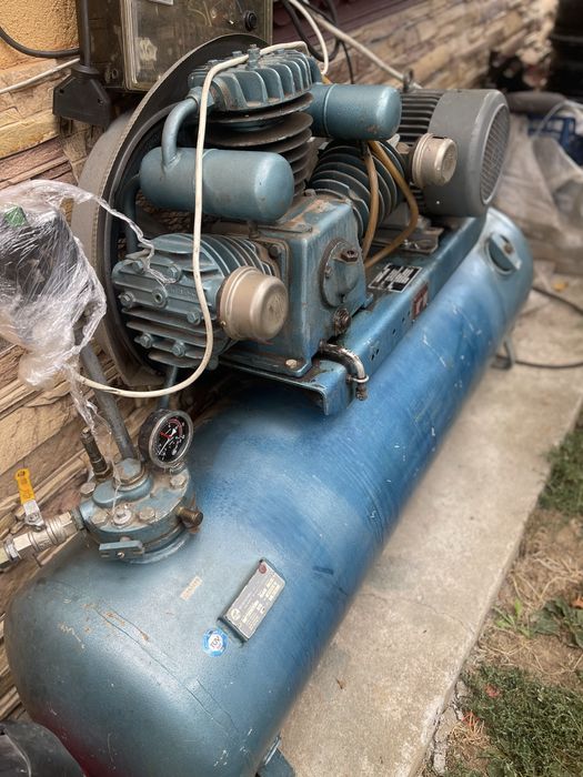 Компресор 300 литра