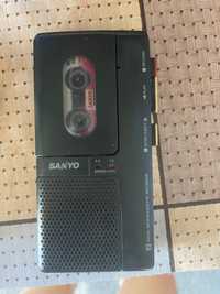 Стар диктофон Sanyo