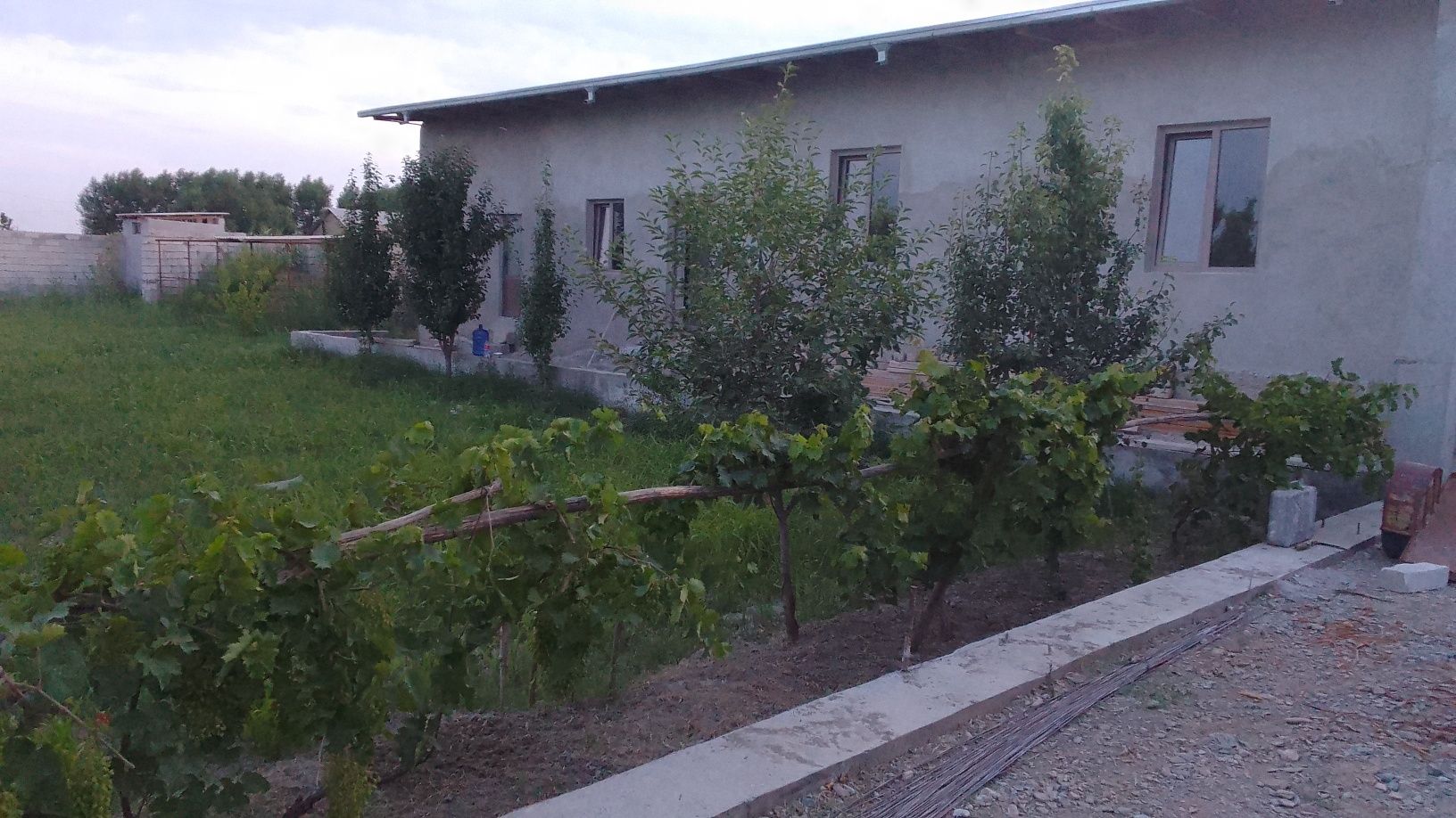 Яшаш ва ишлаб чикаришга мулжалланган цех.