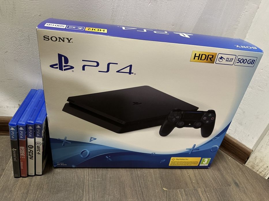 PlayStation 4 slim