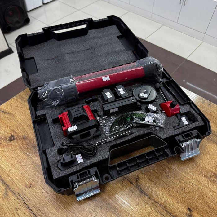 Лазерный уровень Makita / sk151990