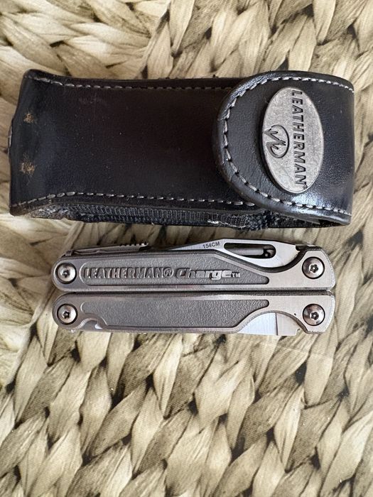 Джобен инструмент  Leatherman Charge