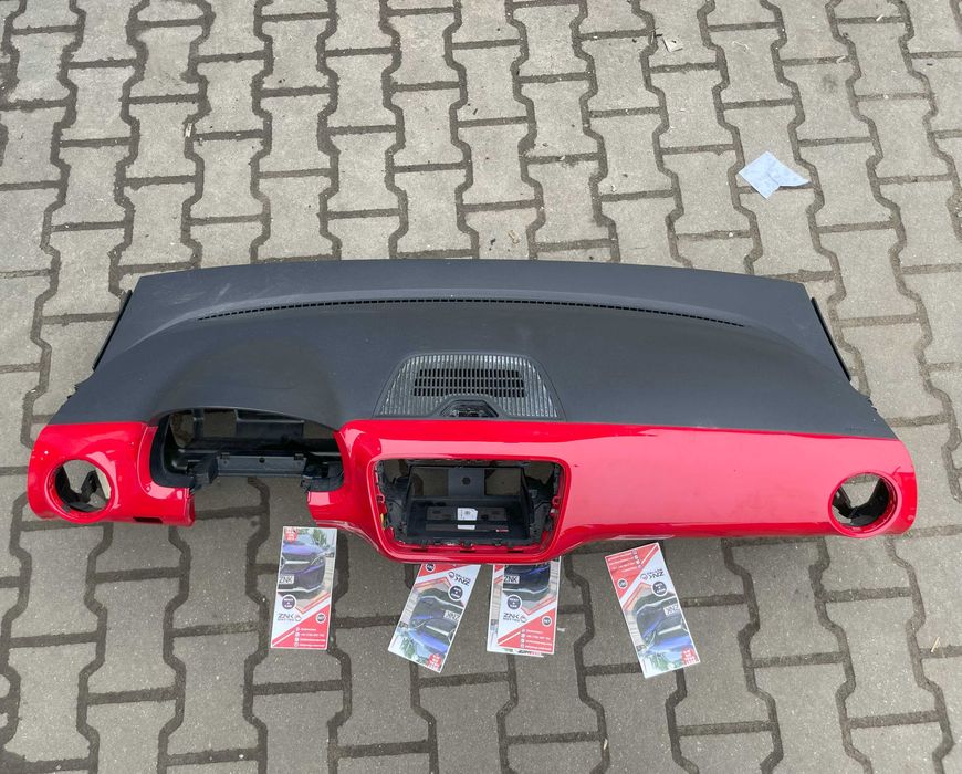 VW UP - PLANSA DE BORD diferite culori - kit airbag - set centuri
