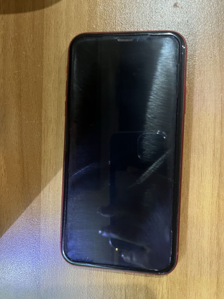 Продам срочно айфон xr