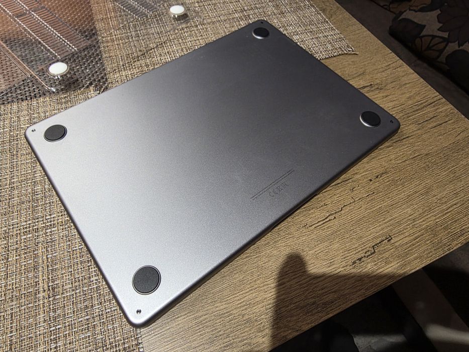 Macbook Air, Apple M3, 16/256 GB