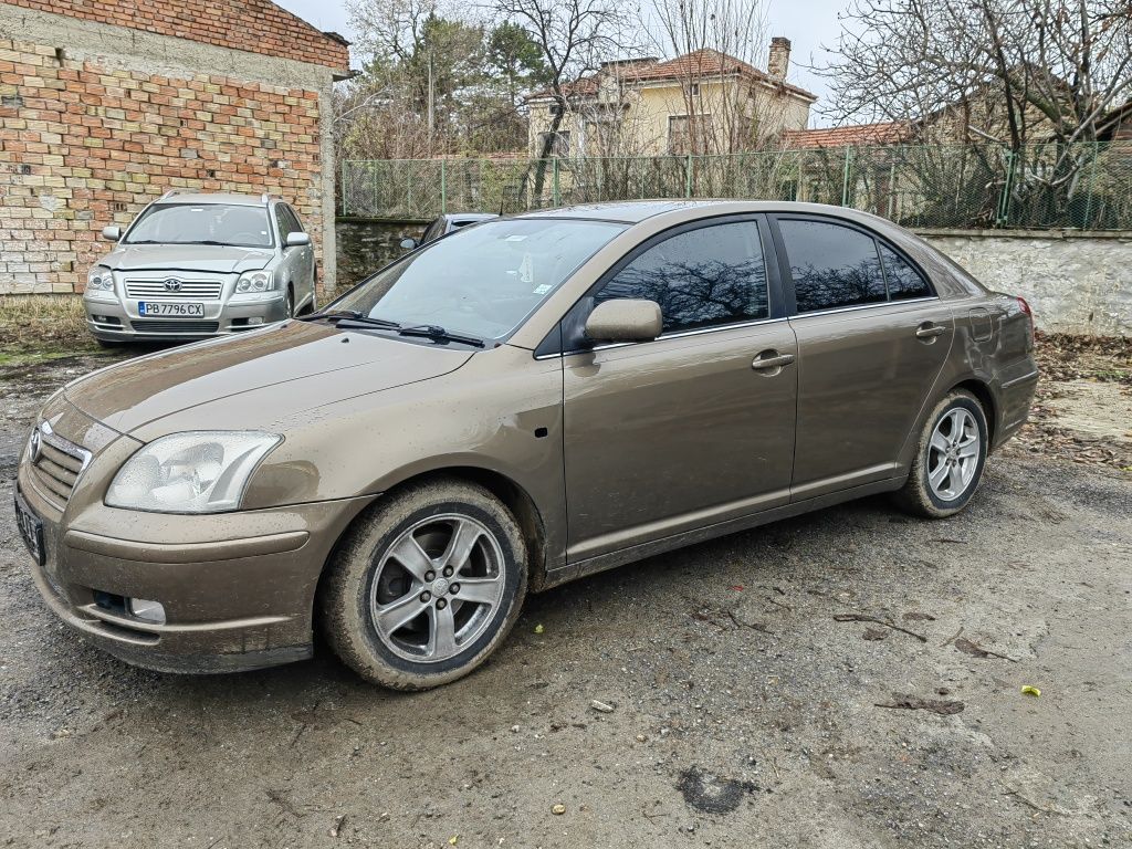 Toyota Avensis T25 На части