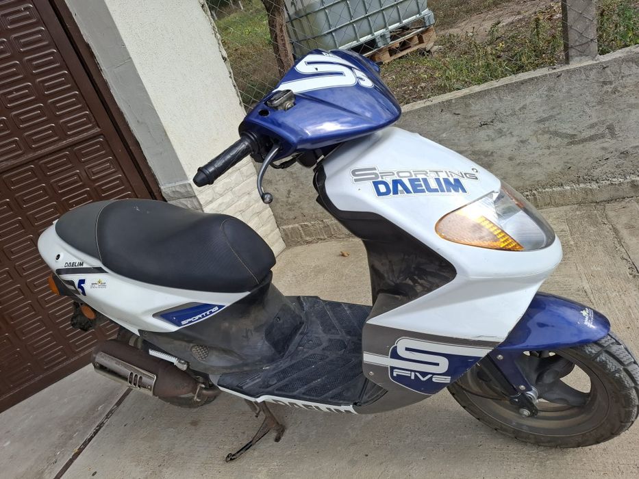 Скутер 50сс daelim