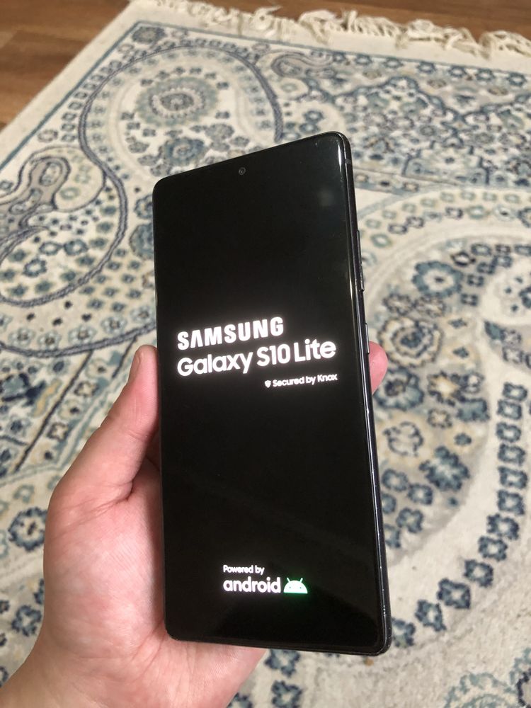 Продам Samsung Galaxy S10 Lite 6/128G в хорошем состянии все работает