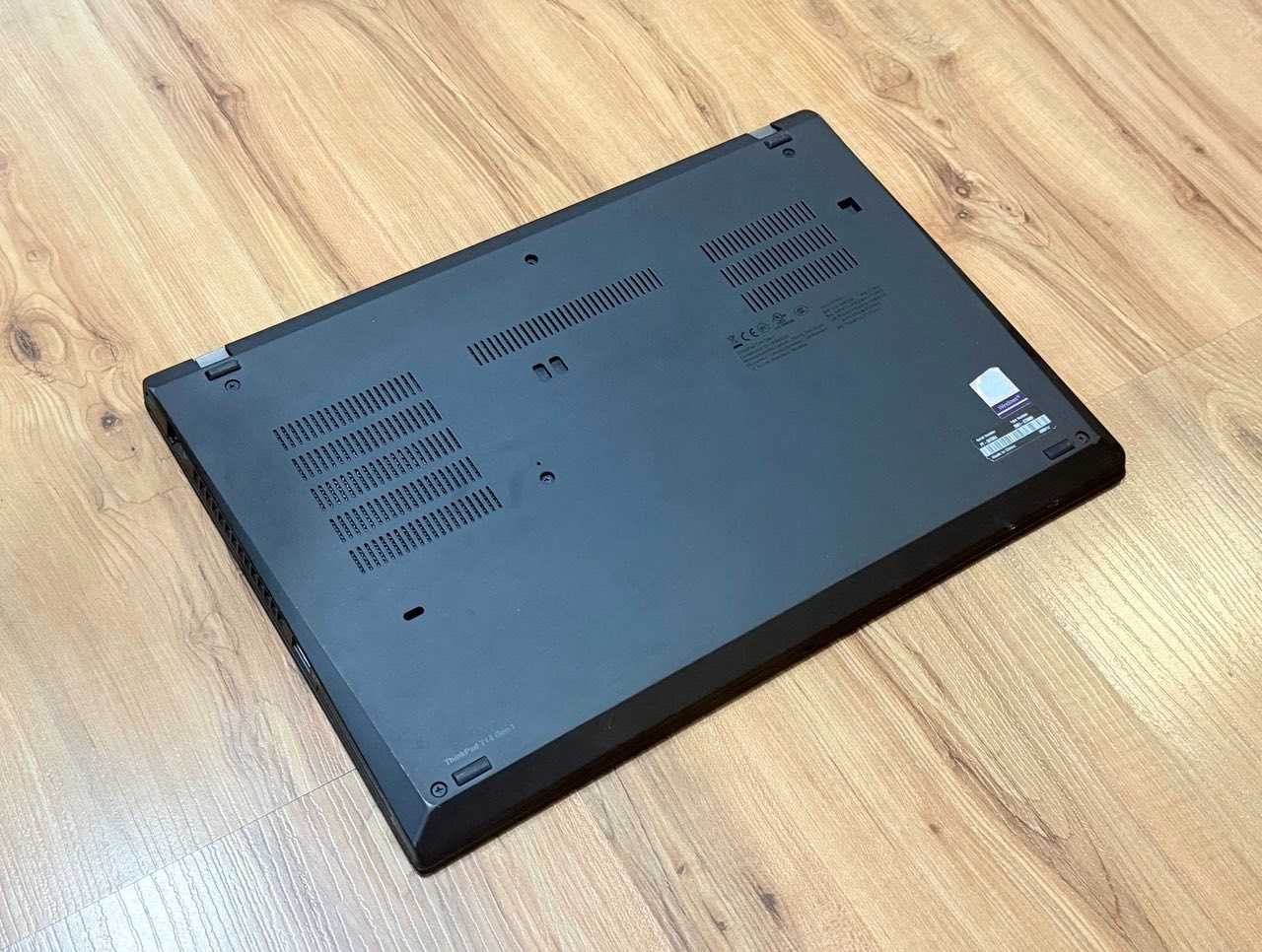 Lenovo T14 IPS FHD / i7-10610U / Touch / 16GB / 256GB SSD / Win 11 Pro