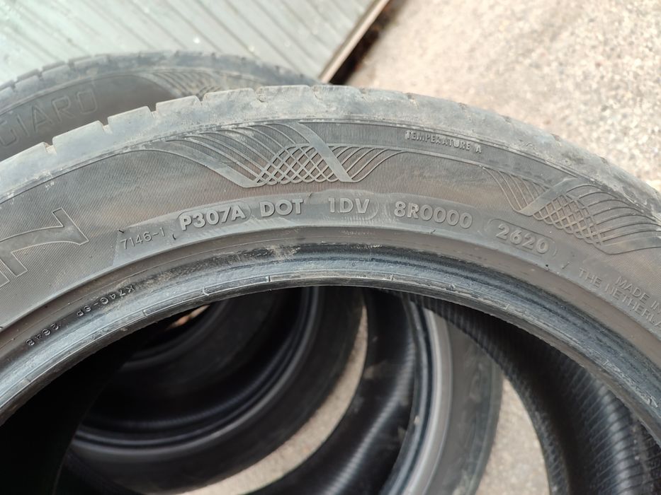 Гуми Vredestein 245 45 ZR17 - 99Y