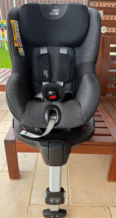 Scaun ISOFIX i-Size Britax Romer DUALFIX M Grafit Marble  rotativ