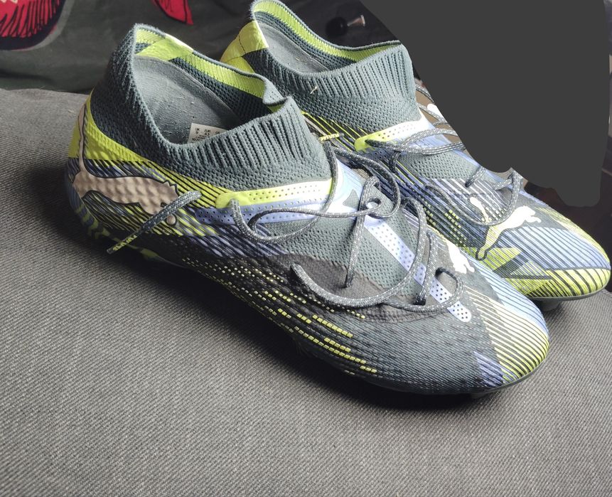 Ghete fotbal puma future 7 ultimate